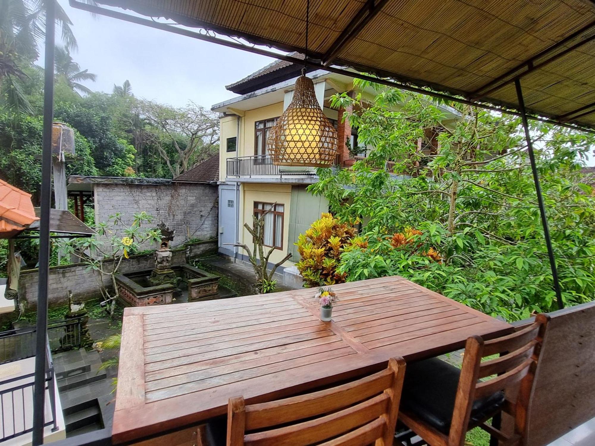 Nyoman Sandi Guest House Ubud Exteriör bild