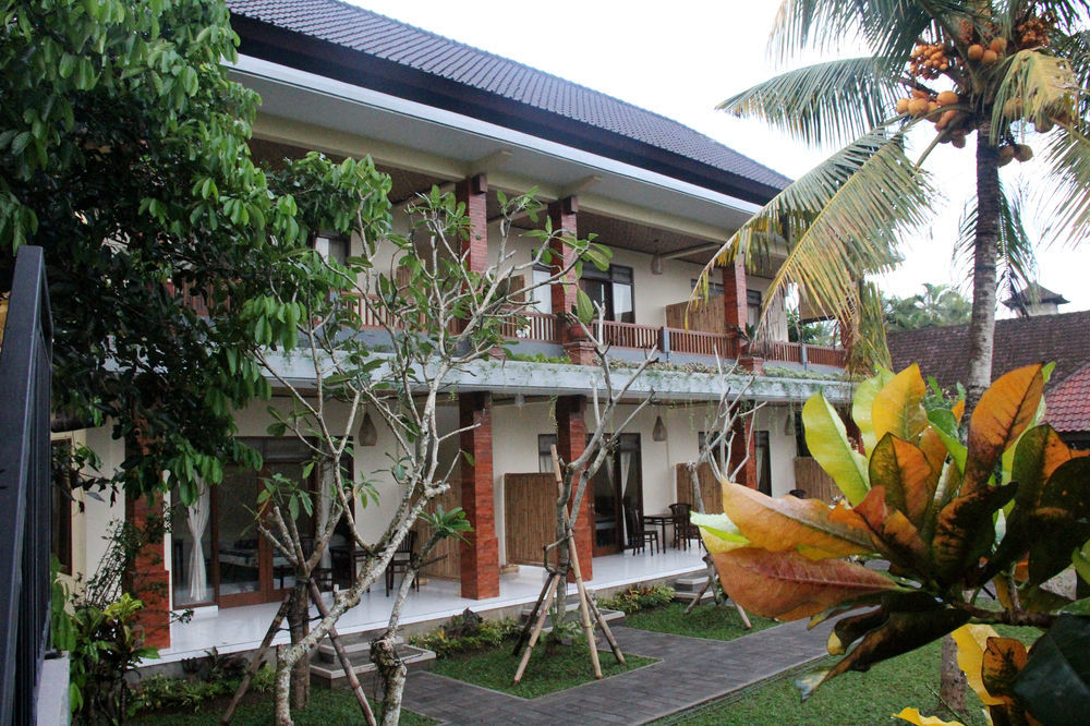 Nyoman Sandi Guest House Ubud Exteriör bild