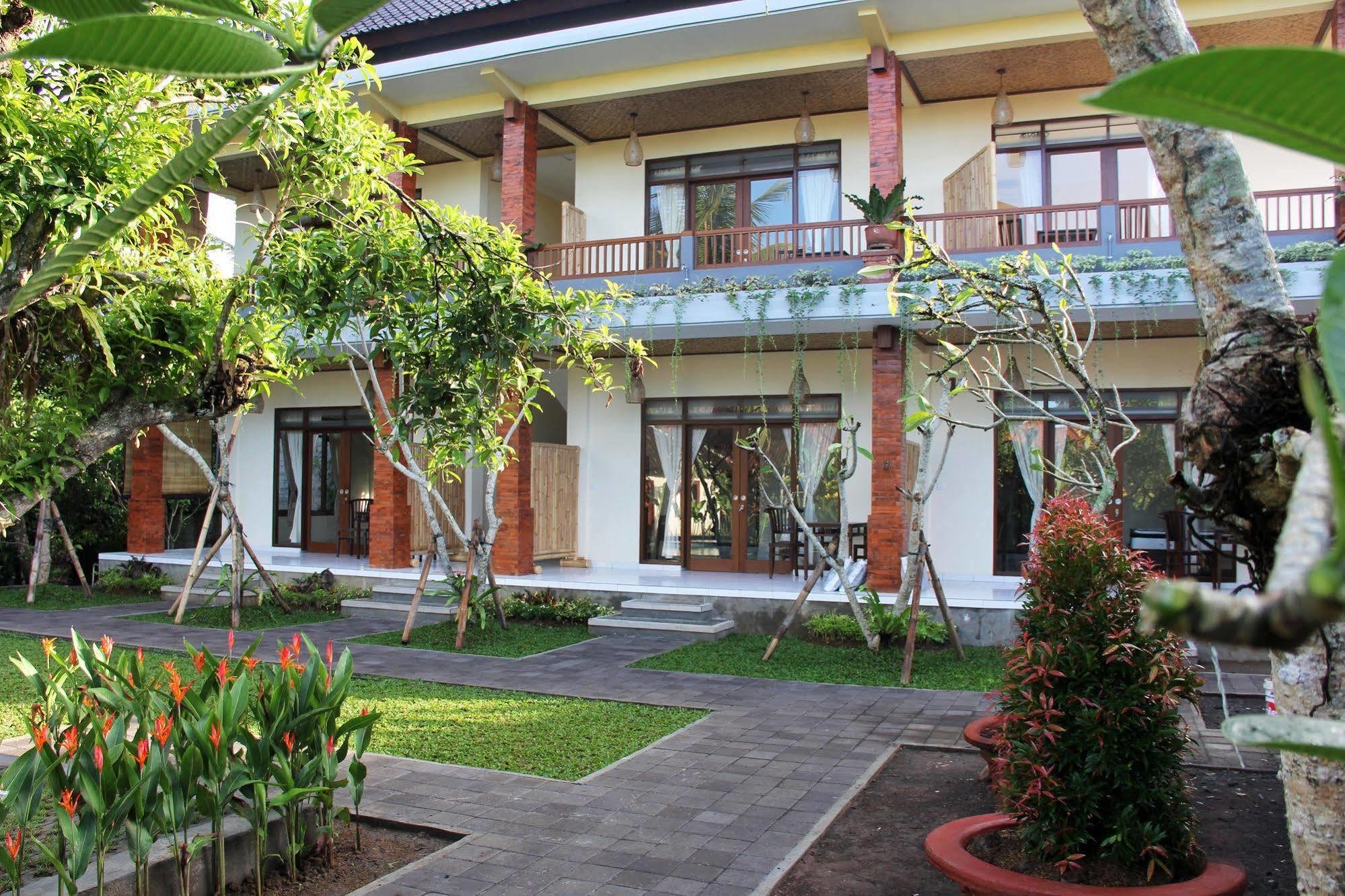 Nyoman Sandi Guest House Ubud Exteriör bild